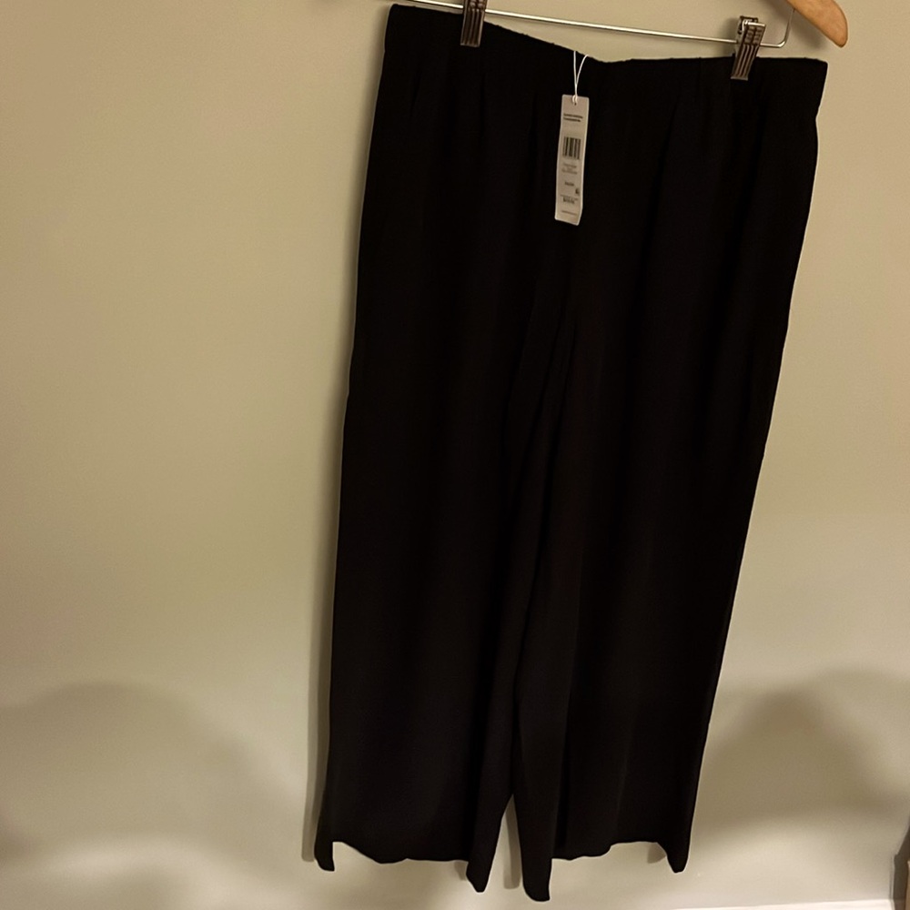 New with tags.  Eileen Fisher crepe pants . size PM